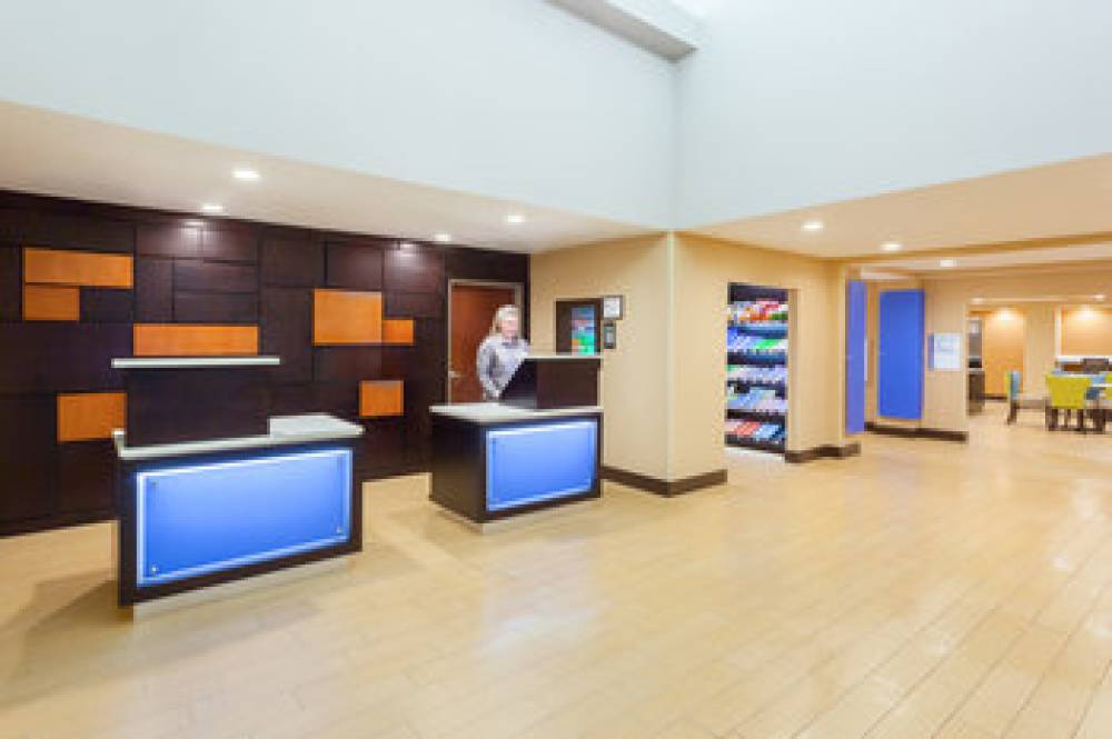 Holiday Inn Express & Suites Mebane