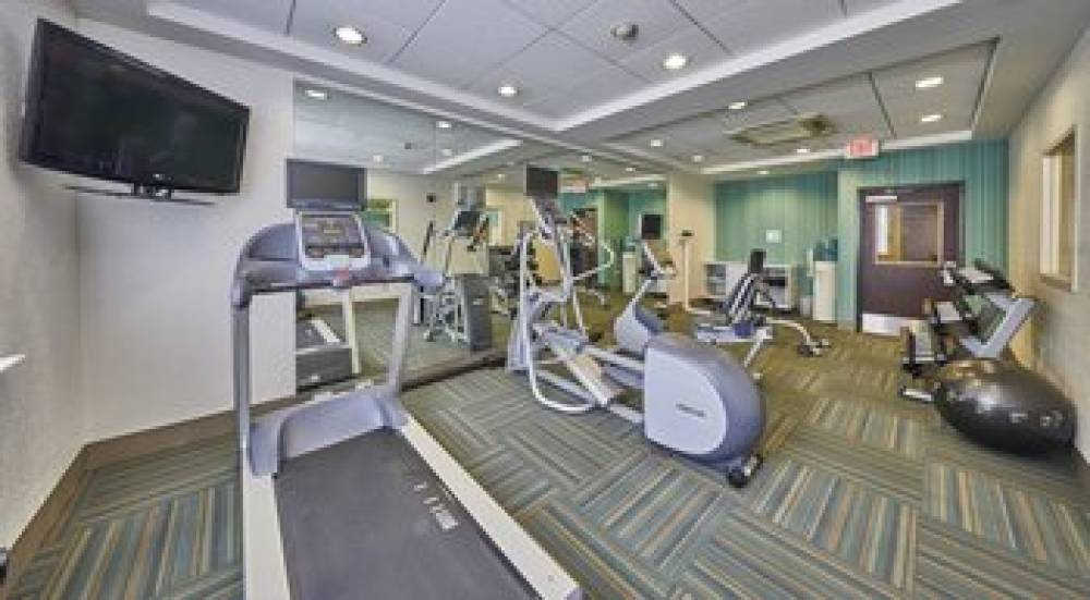 Holiday Inn Express & Suites MEDFORD-CENTRAL POINT 7