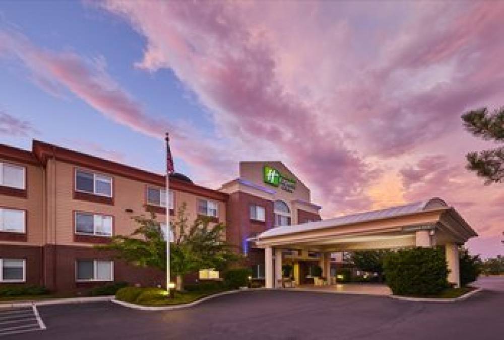 Holiday Inn Express & Suites MEDFORD-CENTRAL POINT 1