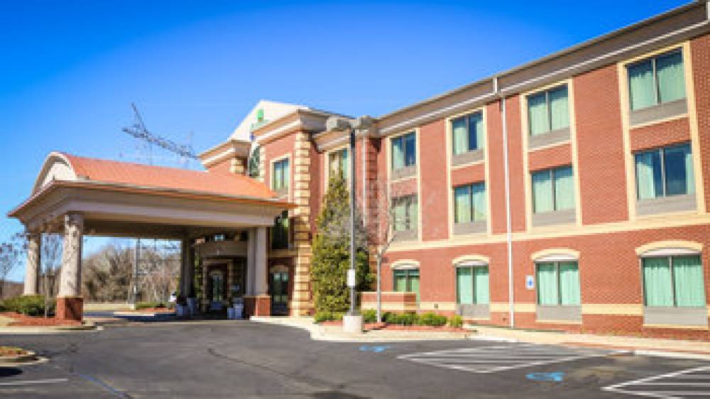 Holiday Inn Express & Suites Memphis/Germantown