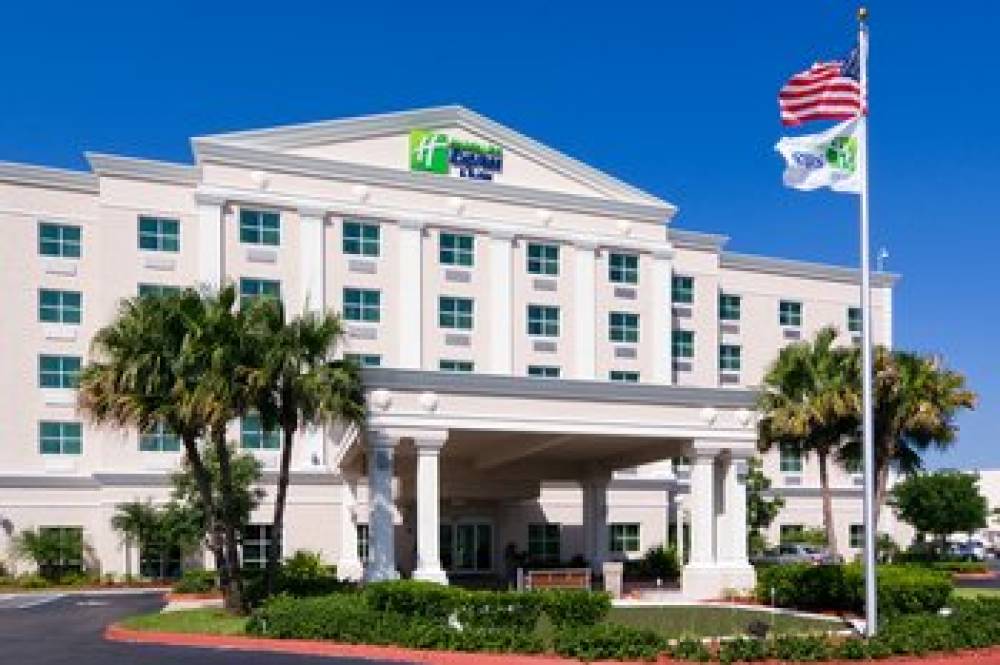 Holiday Inn Express & Suites MIAMI-KENDALL 1