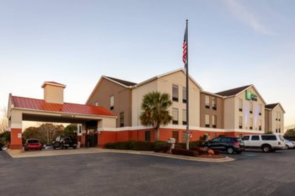Holiday Inn Express & Suites Milton East I 10