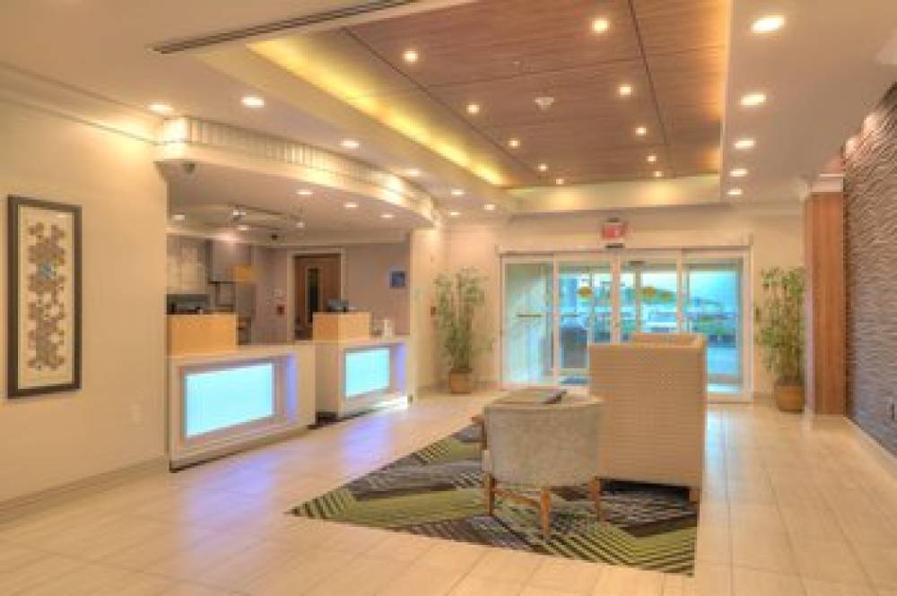 Holiday Inn Express & Suites MOBILE/SARALAND 2