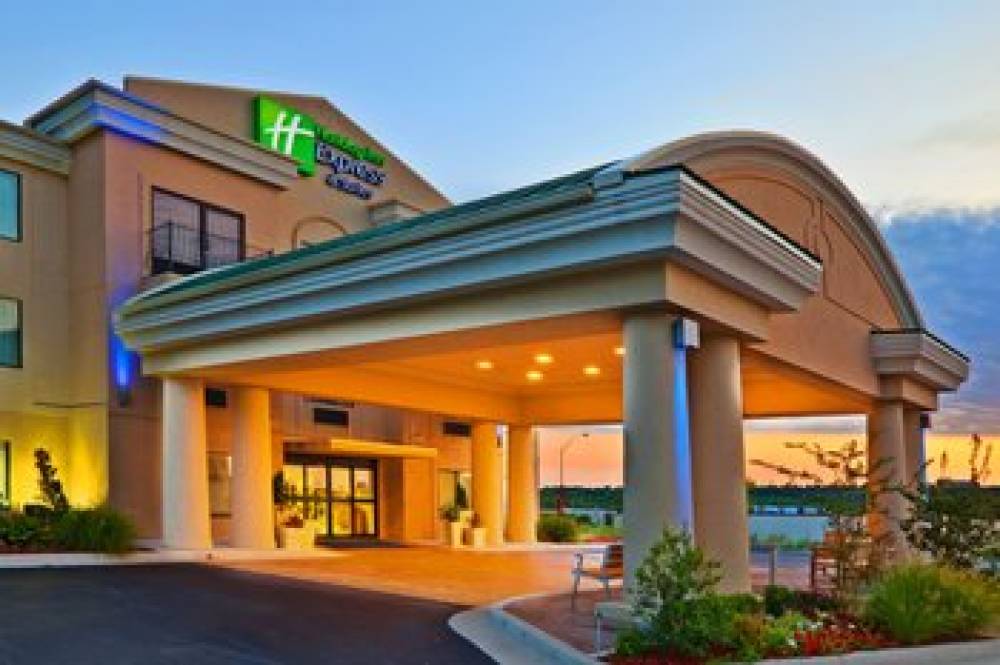 Holiday Inn Express & Suites MUSKOGEE 1