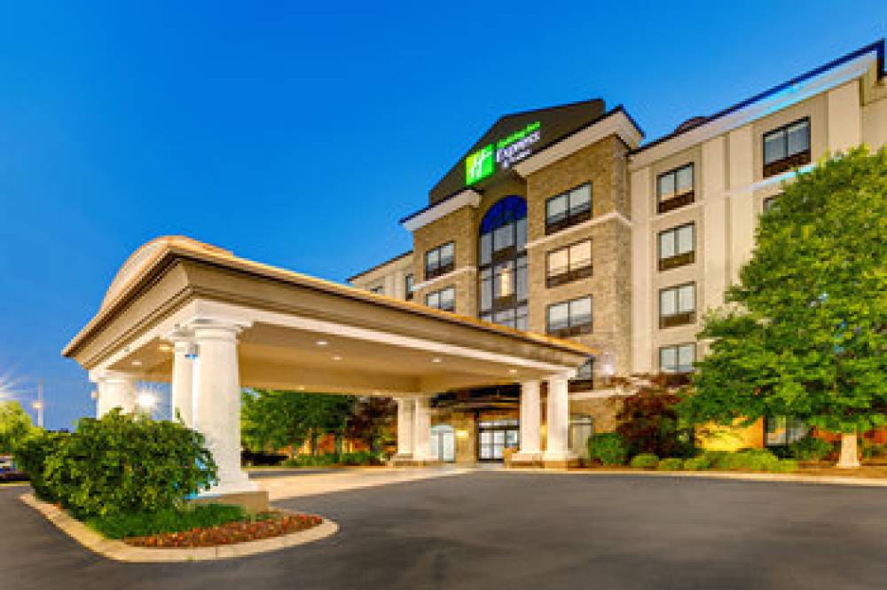 Holiday Inn Express & Suites Nashville Opryland