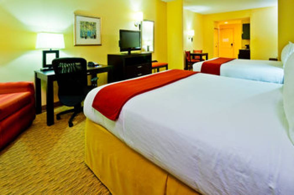 Holiday Inn Express & Suites NASHVILLE-OPRYLAND 6