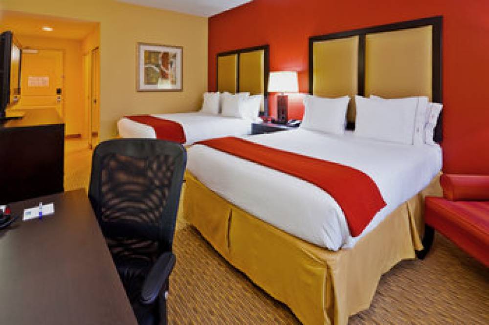 Holiday Inn Express & Suites NASHVILLE-OPRYLAND 5