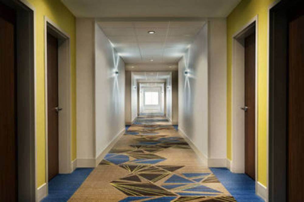 Holiday Inn Express & Suites NEBRASKA CITY 3