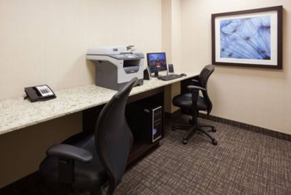 Holiday Inn Express & Suites NEW LISKEARD 4