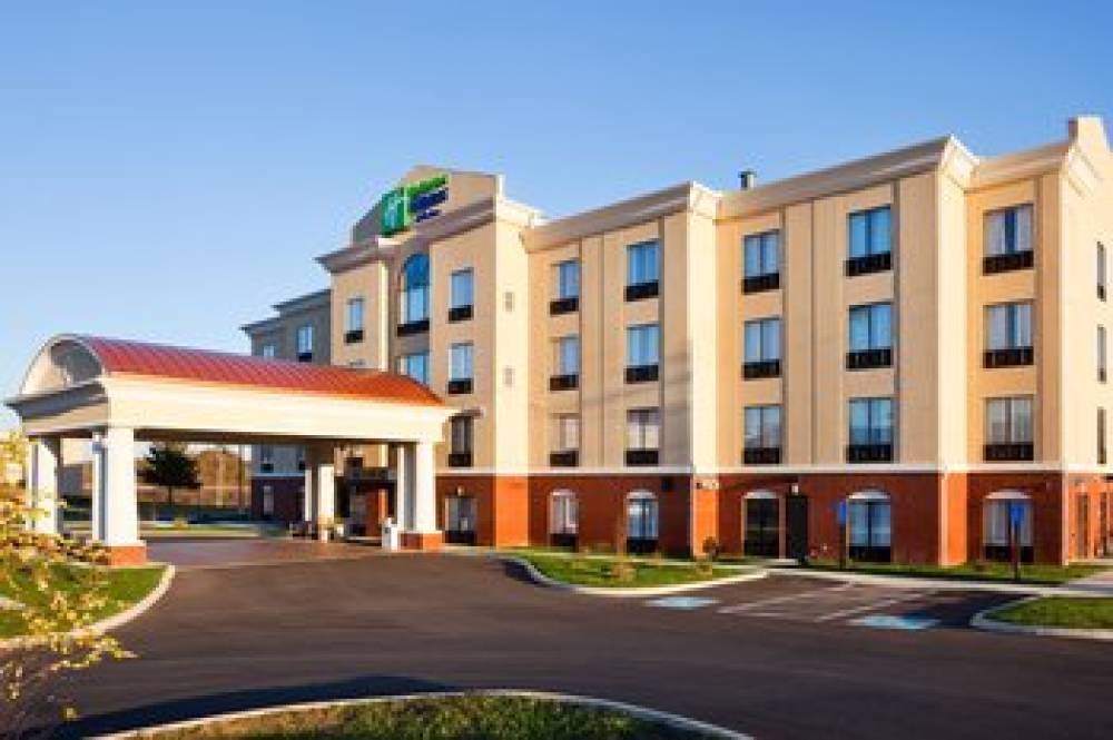 Holiday Inn Express & Suites NEWPORT SOUTH 3