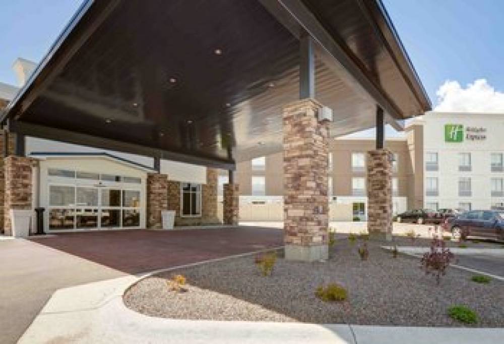 Holiday Inn Express & Suites NORTH PLATTE 1