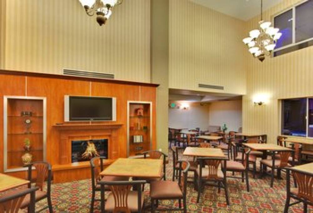 Holiday Inn Express & Suites ONTARIO AIRPORT-MILLS MALL 4