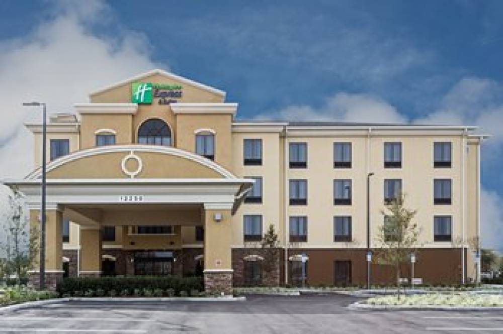 Holiday Inn Express & Suites ORLANDO EAST-UCF AREA 1