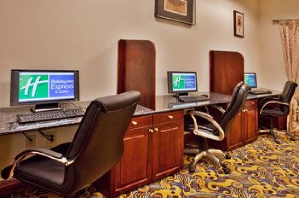 Holiday Inn Express & Suites ORLANDO-OCOEE EAST 6