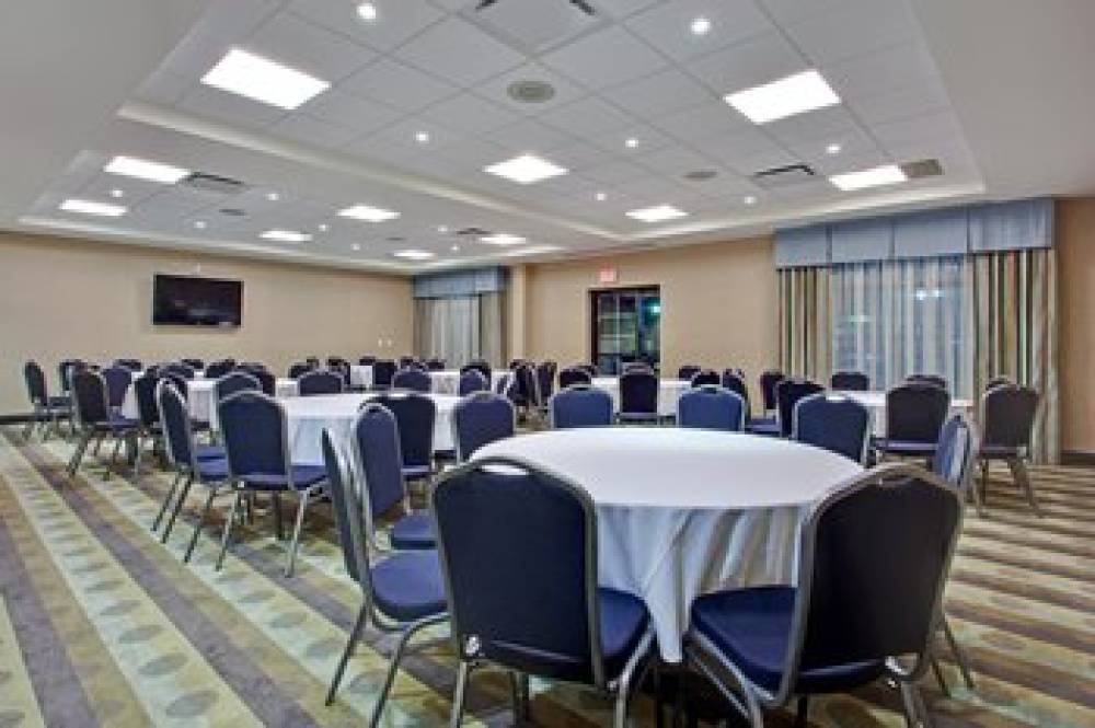 Holiday Inn Express & Suites OTTAWA WEST - NEPEAN 2