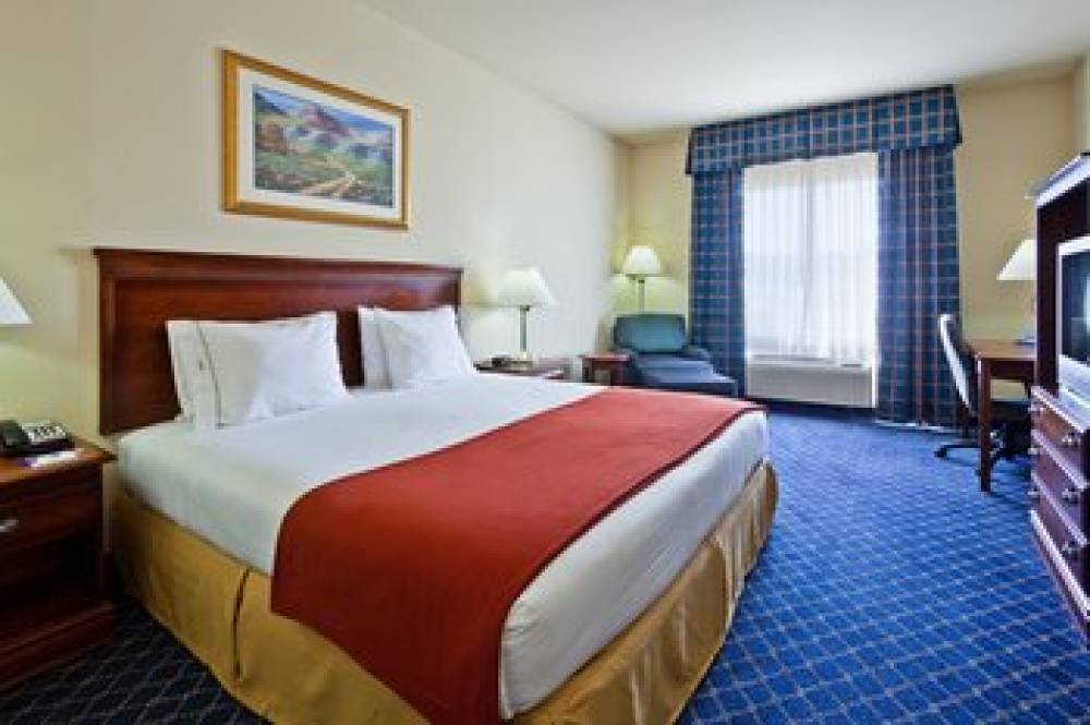 Holiday Inn Express & Suites PARAGOULD 8