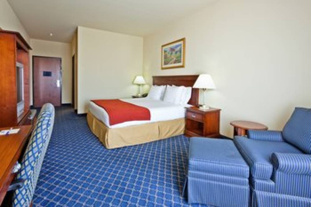 Holiday Inn Express & Suites PARAGOULD 5