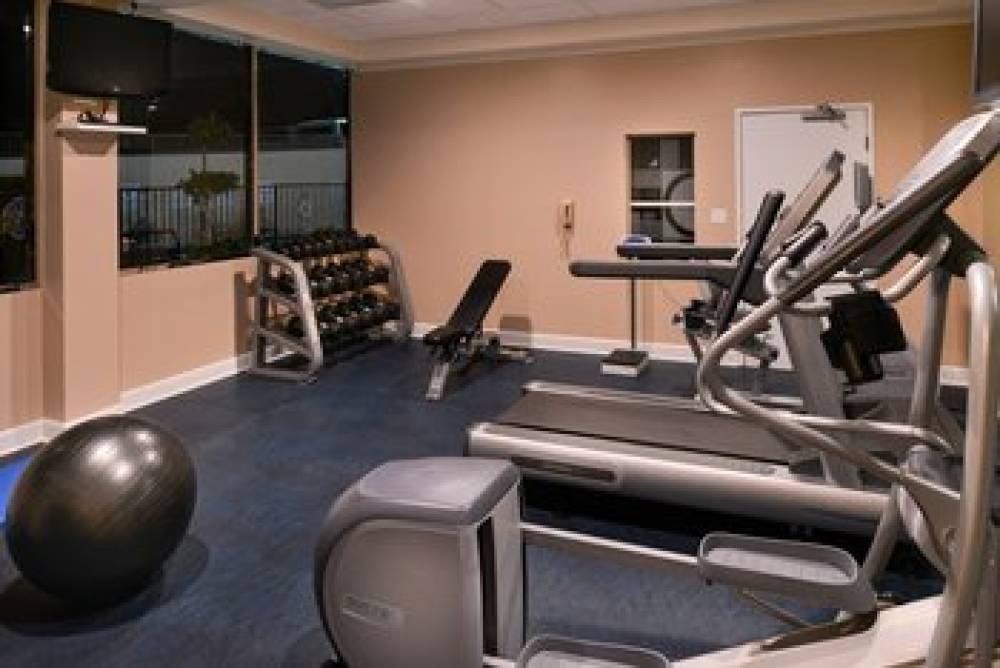 Holiday Inn Express & Suites PASADENA - LOS ANGELES 10