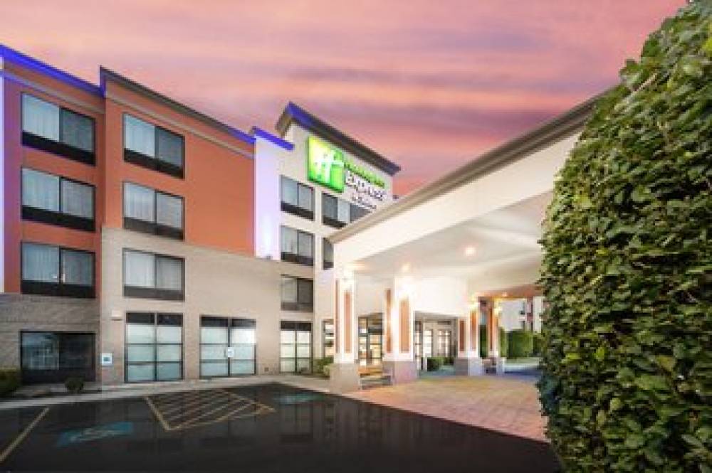 Holiday Inn Express & Suites Pasco Tricities