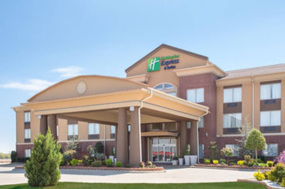 Holiday Inn Express & Suites Pauls Valley