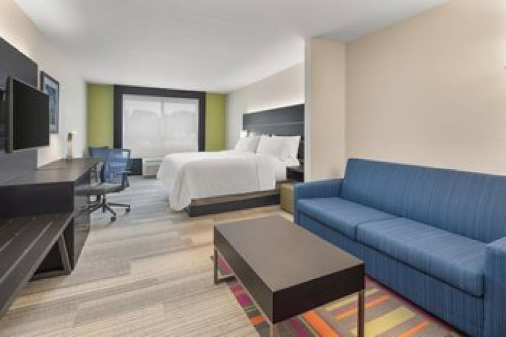 Holiday Inn Express & Suites PEMBROKE PINES-SHERIDAN ST 9