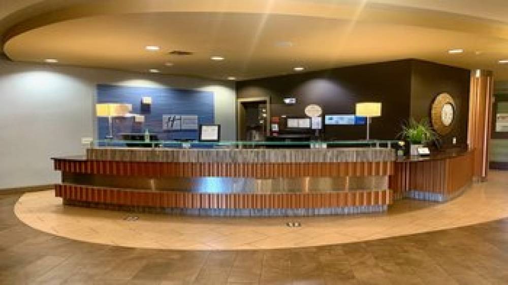 Holiday Inn Express & Suites PERRY-NATIONAL FAIRGROUND AREA 6