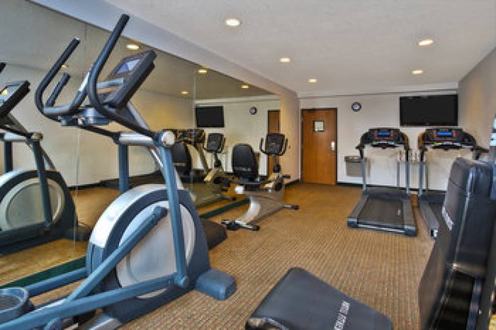 Holiday Inn Express & Suites PETOSKEY 7