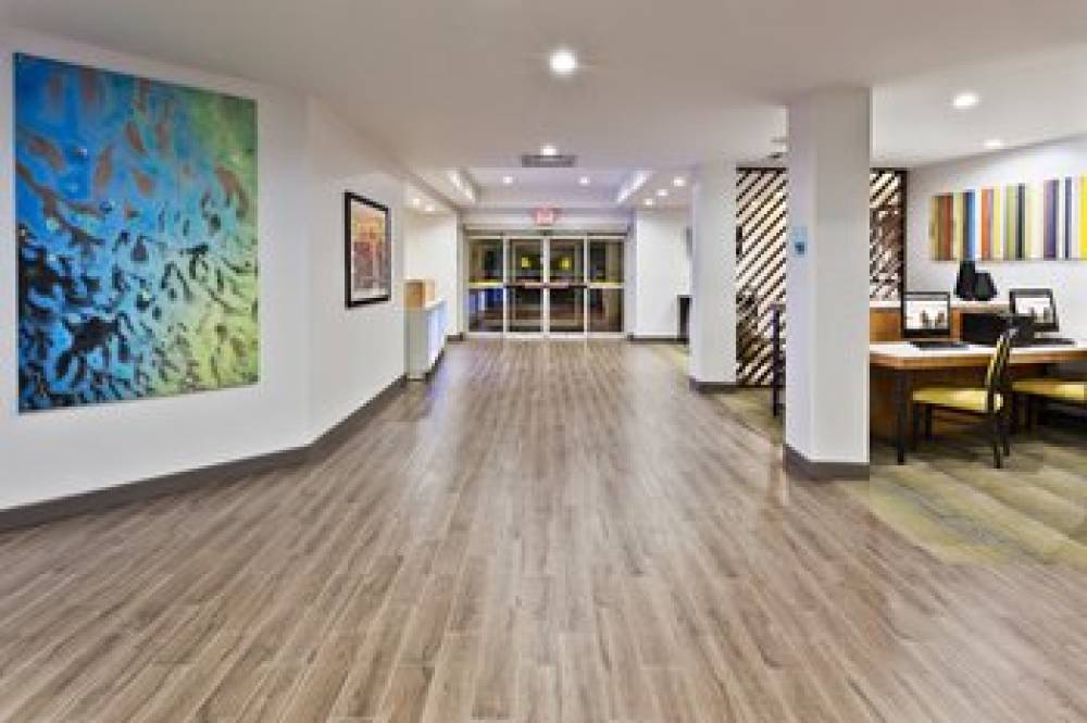 Holiday Inn Express & Suites PHENIX CITY-FT.BENNING AREA 6