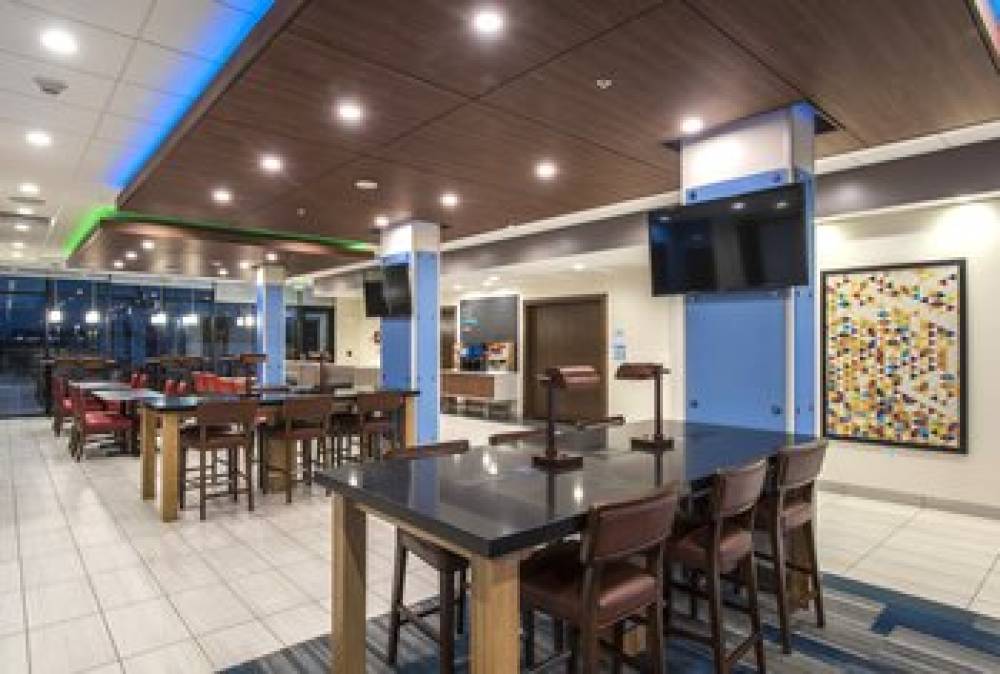 Holiday Inn Express & Suites PHOENIX NORTH - HAPPY VALLEY 2