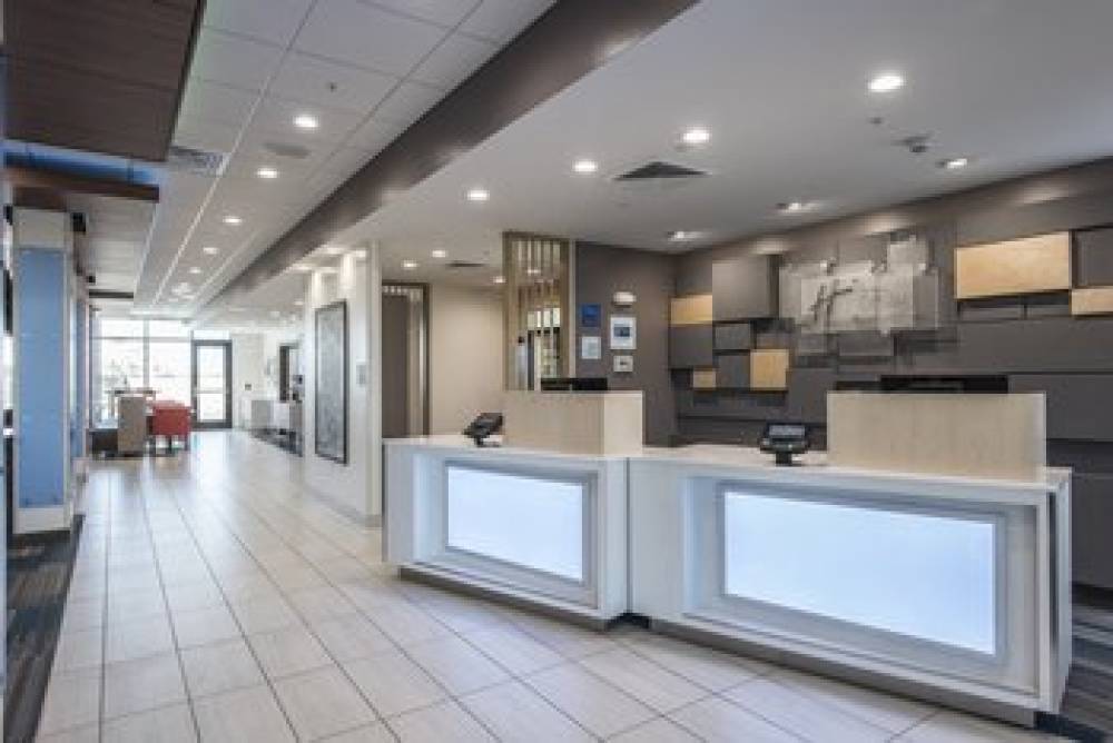 Holiday Inn Express & Suites PHOENIX NORTH - HAPPY VALLEY 3