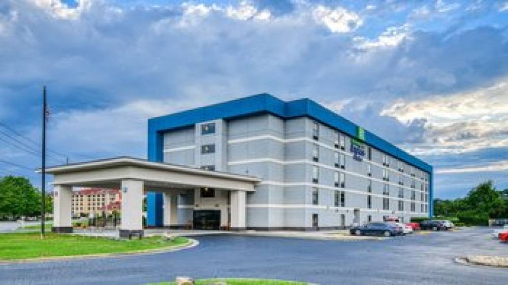 Holiday Inn Express & Suites Pigeon Forge/Near Dollywood