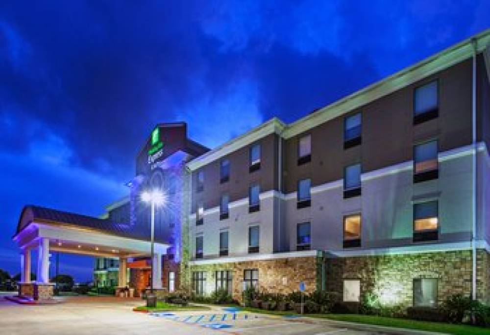 Holiday Inn Express & Suites Port Arthur Central Mall Area