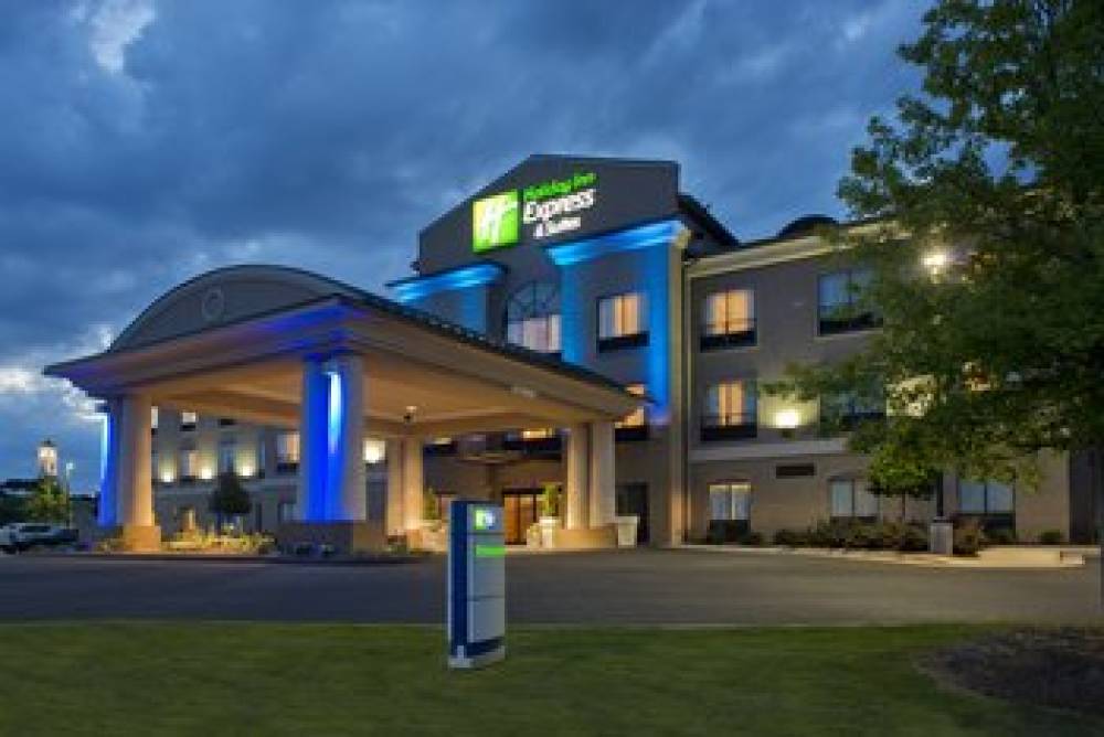 Holiday Inn Express & Suites PRATTVILLE SOUTH 1