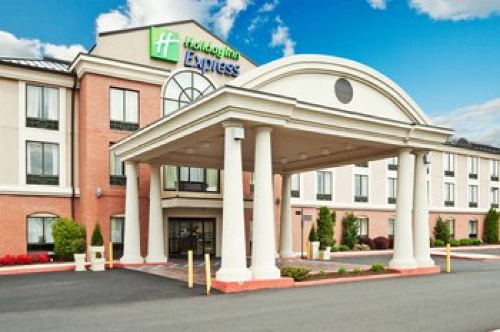 Holiday Inn Express & Suites QUAKERTOWN 3