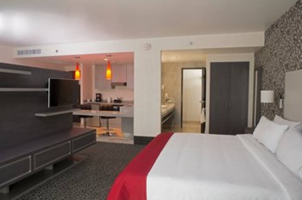 Holiday Inn Express & Suites QUERETARO  2