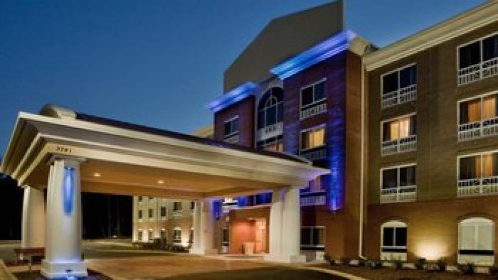 Holiday Inn Express & Suites RALEIGH SW NC STATE 1