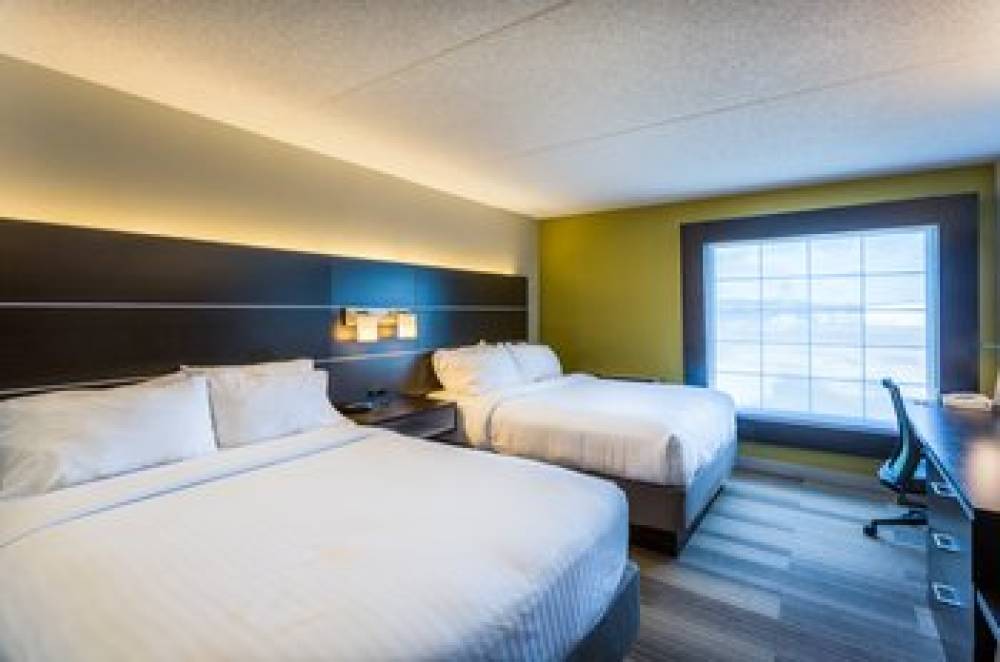 Holiday Inn Express & Suites READING AIRPORT 7