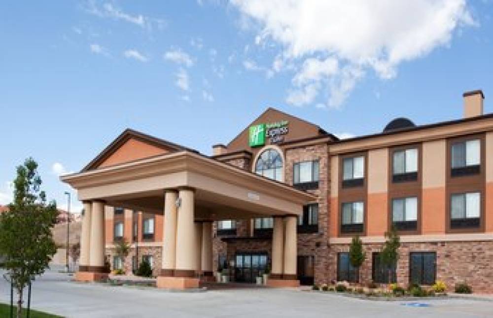 Holiday Inn Express & Suites RICHFIELD 1