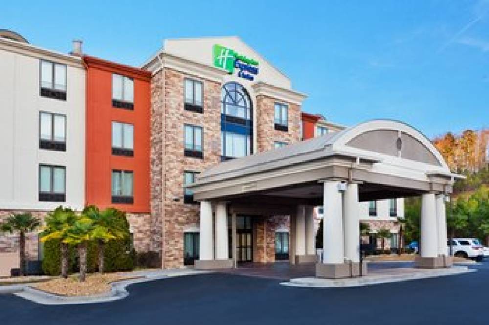 Holiday Inn Express & Suites ROME 1