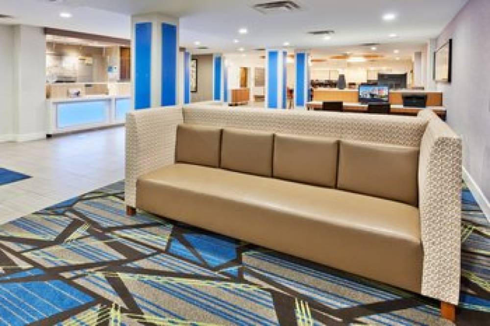 Holiday Inn Express & Suites Rome