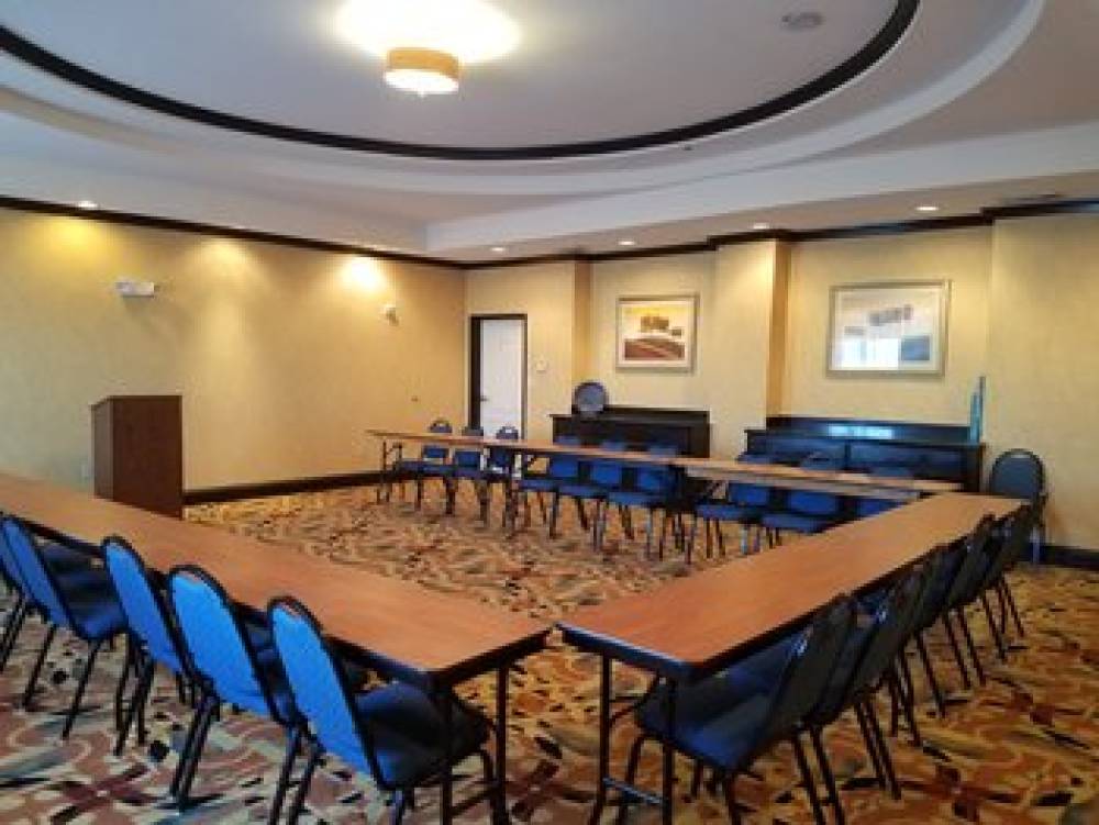 Holiday Inn Express & Suites ROYSE CITY - ROCKWALL 9