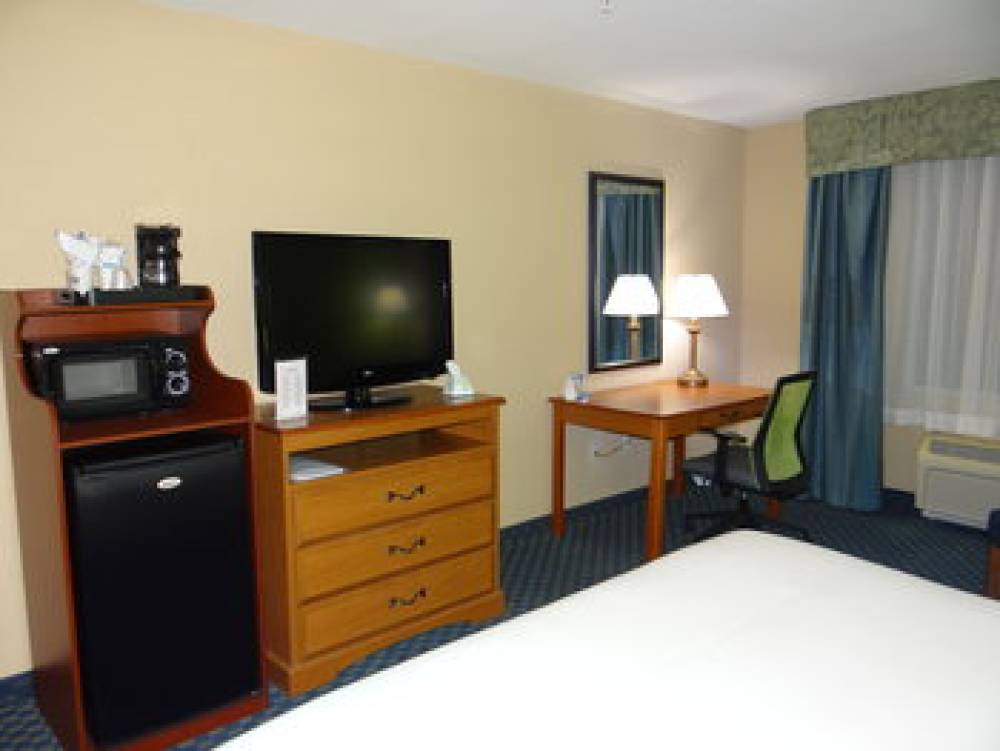 Holiday Inn Express & Suites SALISBURY - DELMAR 7