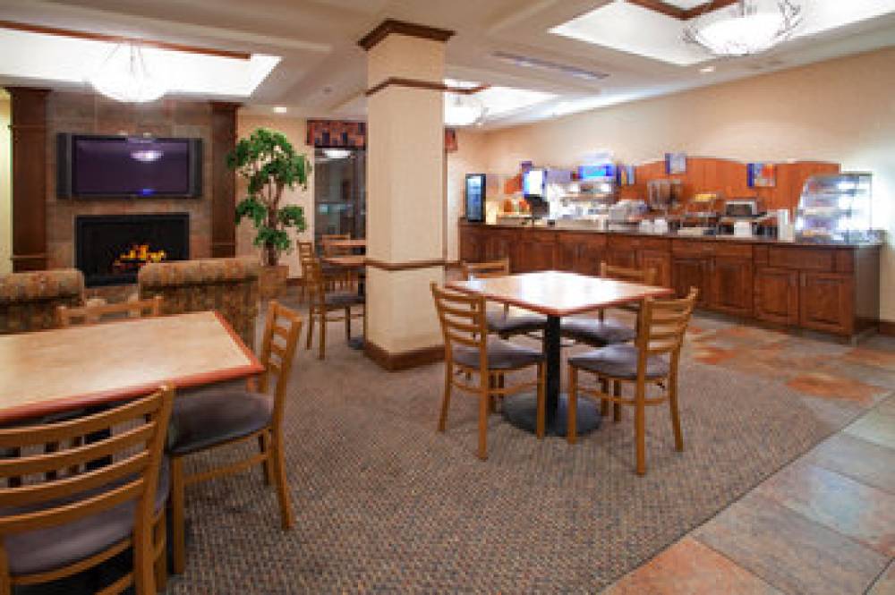 Holiday Inn Express & Suites SALT LAKE CITY-AIRPORT EAST 2