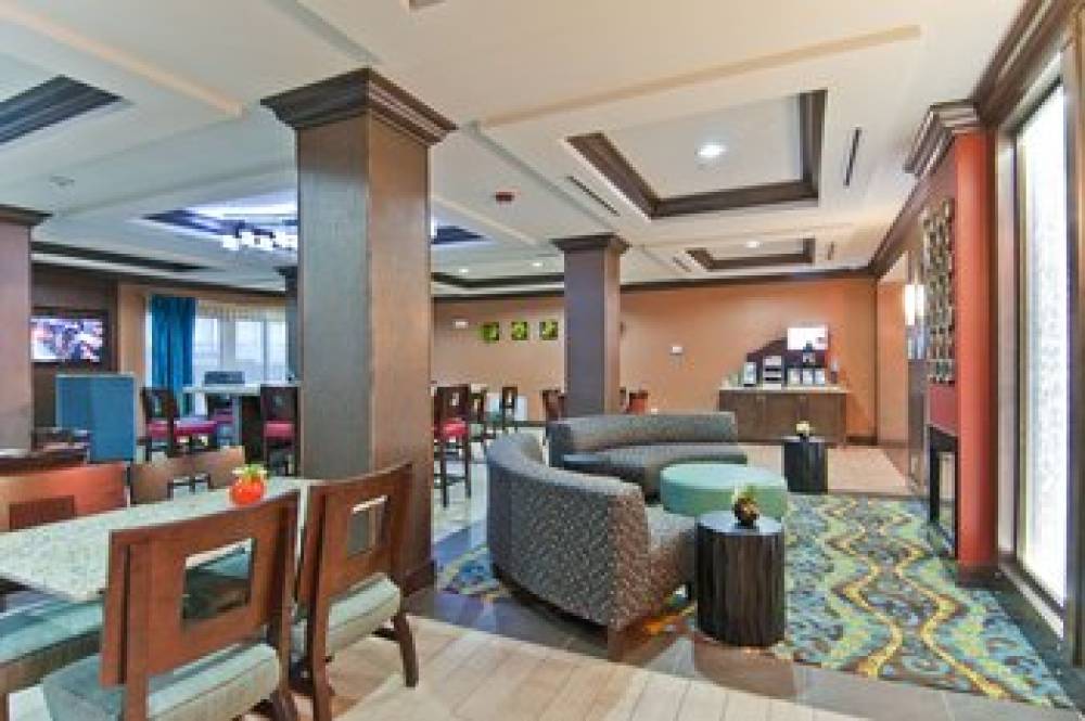 Holiday Inn Express & Suites SAN ANTONIO SE BY AT&T CENTER 5