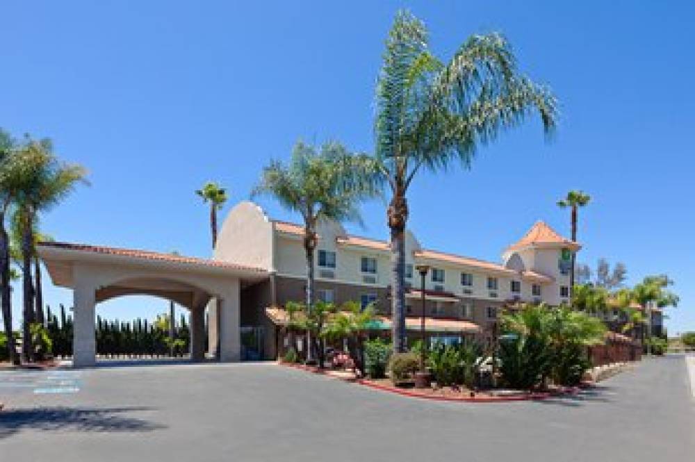 Holiday Inn Express & Suites SAN DIEGO-ESCONDIDO 1