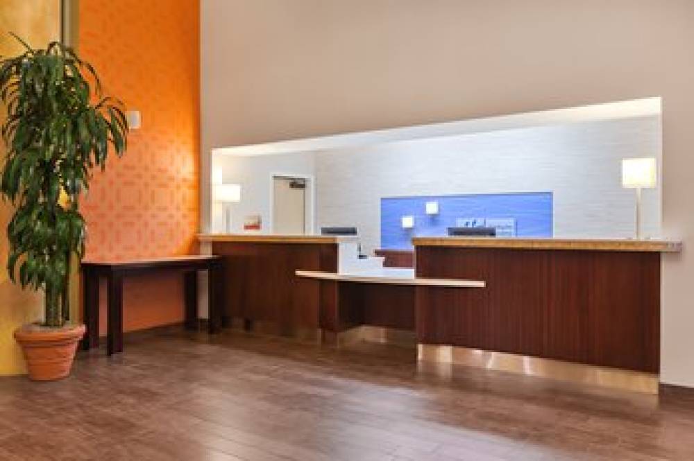 Holiday Inn Express & Suites SAN JOSE-MORGAN HILL 7