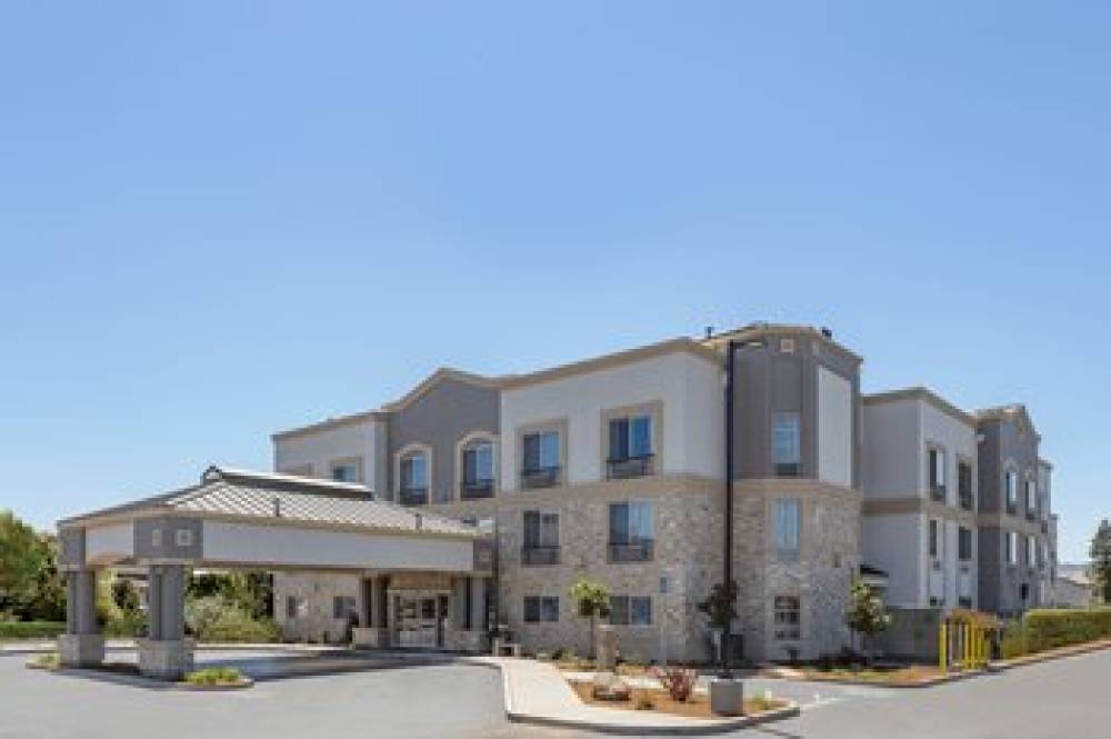 Holiday Inn Express & Suites SAN JOSE-MORGAN HILL 1