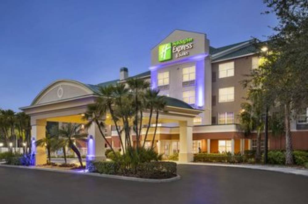 Holiday Inn Express & Suites SARASOTA EAST - I-75 1