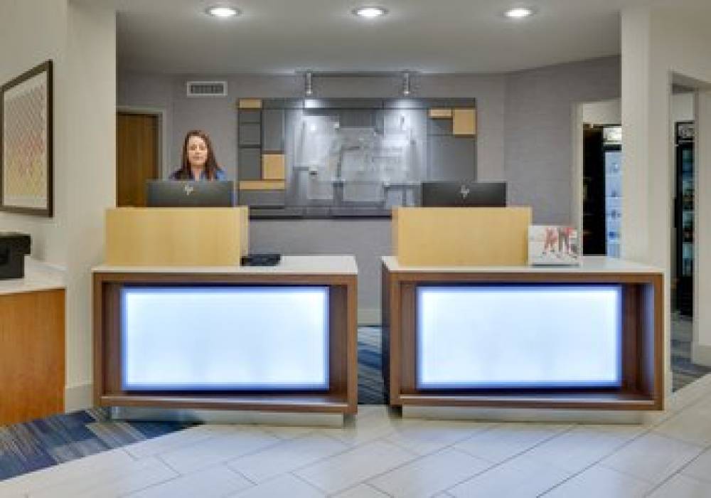 Holiday Inn Express & Suites SCOTTSBLUFF-GERING 3