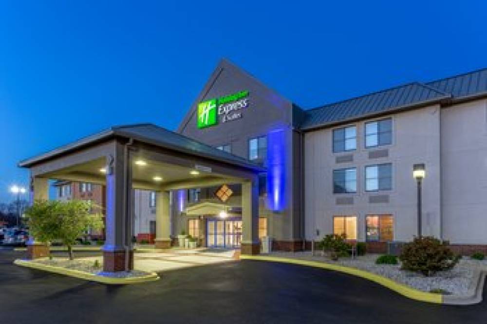 Holiday Inn Express & Suites SCOTTSBURG 1